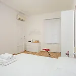Stayeasy Monti29 - Cadorna & Castello Sforzesco Apartment Milan