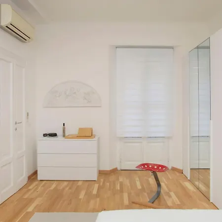 Stayeasy Monti29 - Cadorna & Castello Sforzesco Lejlighed Milano